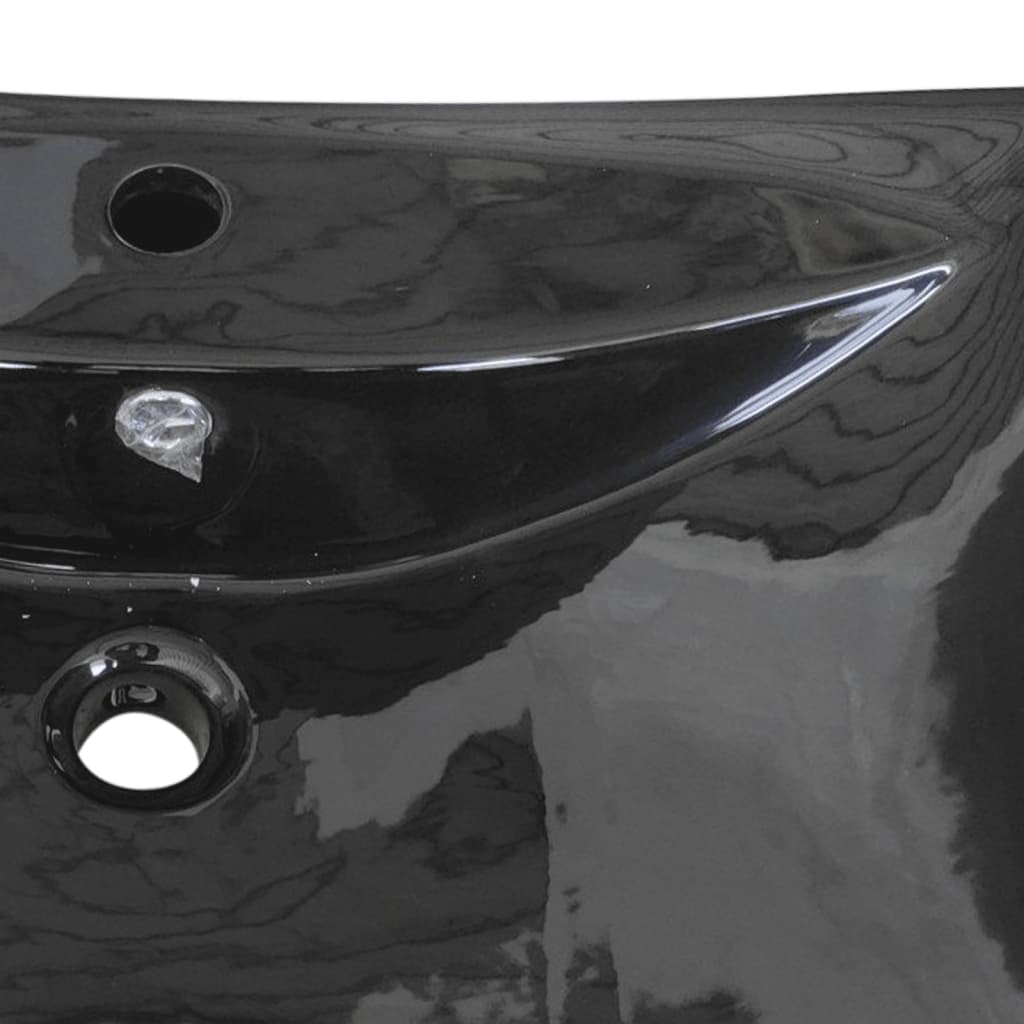 keramisk rektangulær håndvask m. overløb &amp; hul til hane