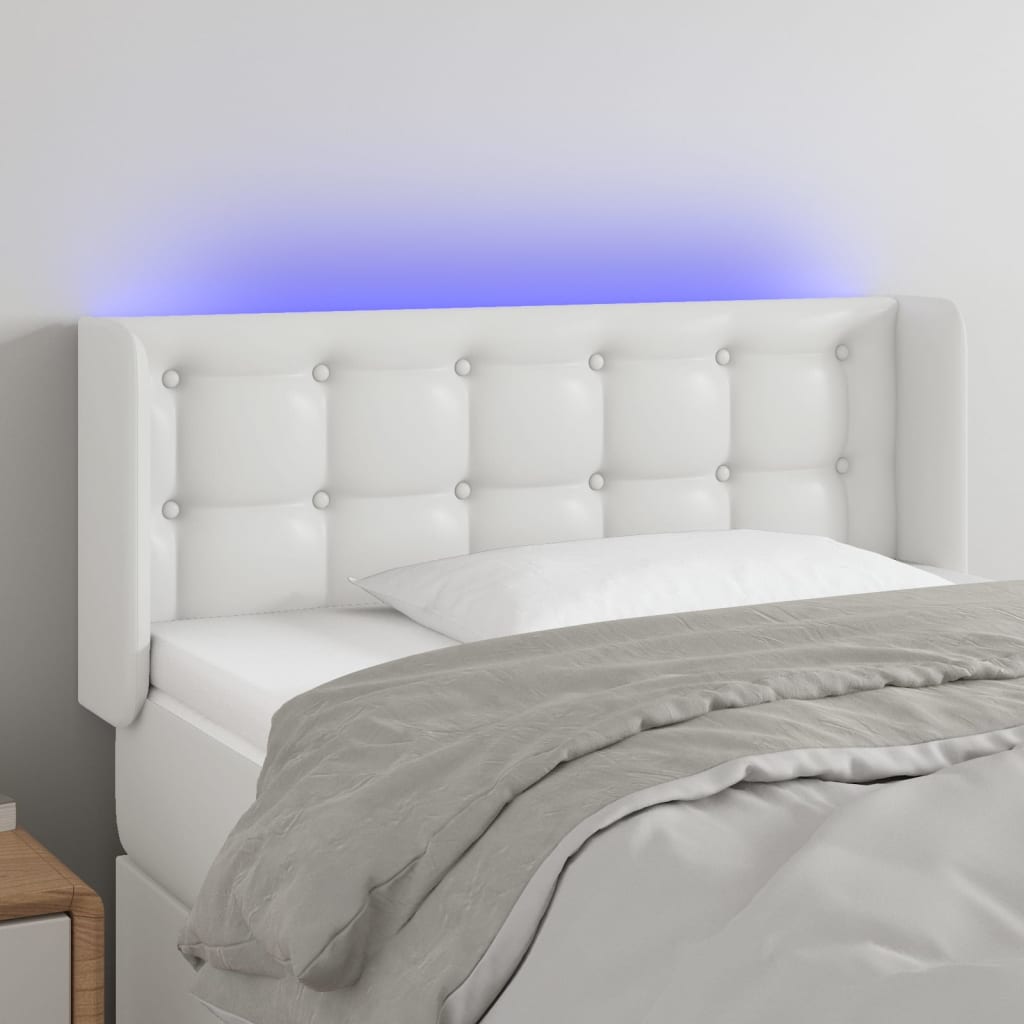 sengegavl med LED-lys 203x16x118/128 cm kunstlæder hvid