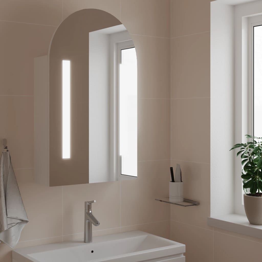 badeværelsesskab m. spejl og LED-lys 42x13x70 buet egetræsfarve